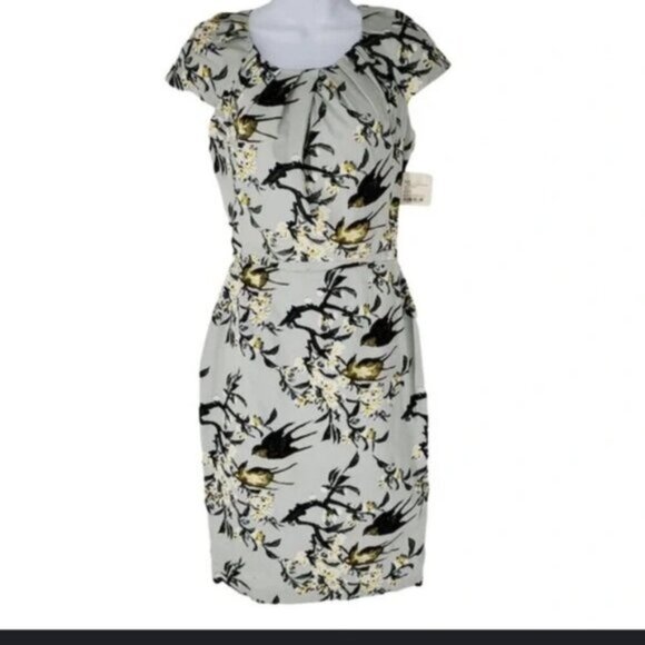 NWOT- “PEONY” FLORAL DRESS WITH BELT DETAIL - Picture 1 of 9